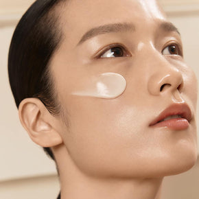 Sulwhasoo Overnight Vitalizing Mask, sleeping mask, korean skincare mask, model with mask on face