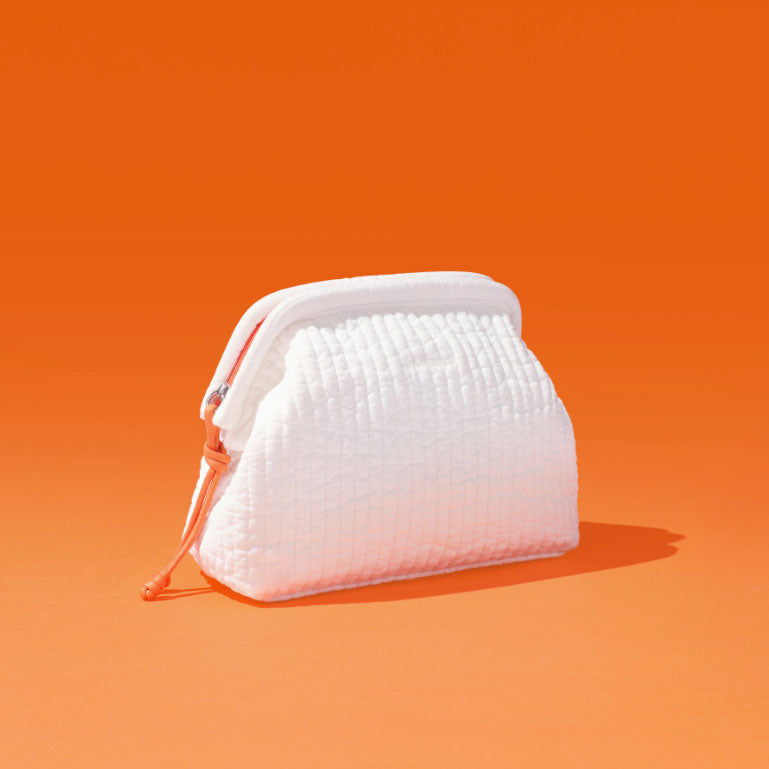 【SUNBURNPROJECT】韓国人気/送料税込 Padded Symbol Travel Bag SUNBURNPROJECT Padded Symbol Travel Bag
