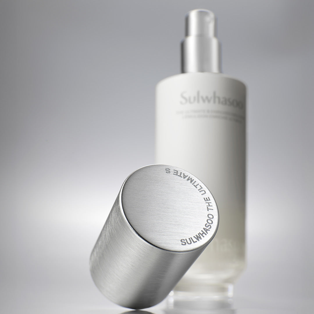 Sulwhasoo The Ultimate S Enriched Emulsion, close up of bottle cap