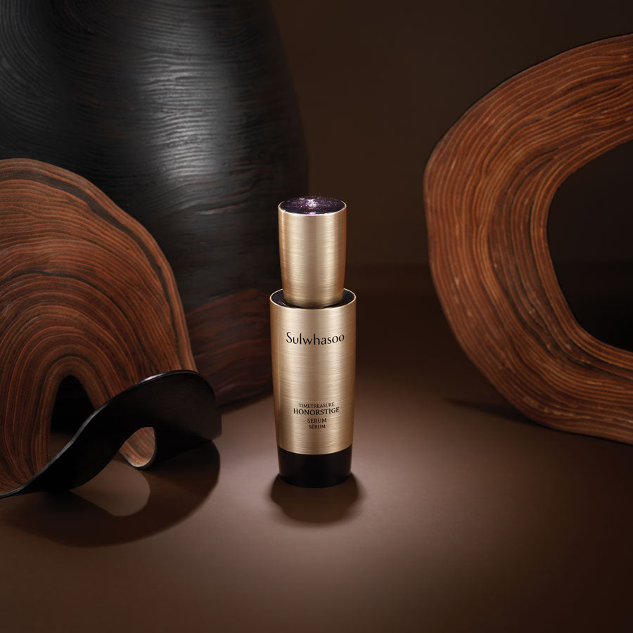 Stylized shot of Timetreasture Honorstige Serum